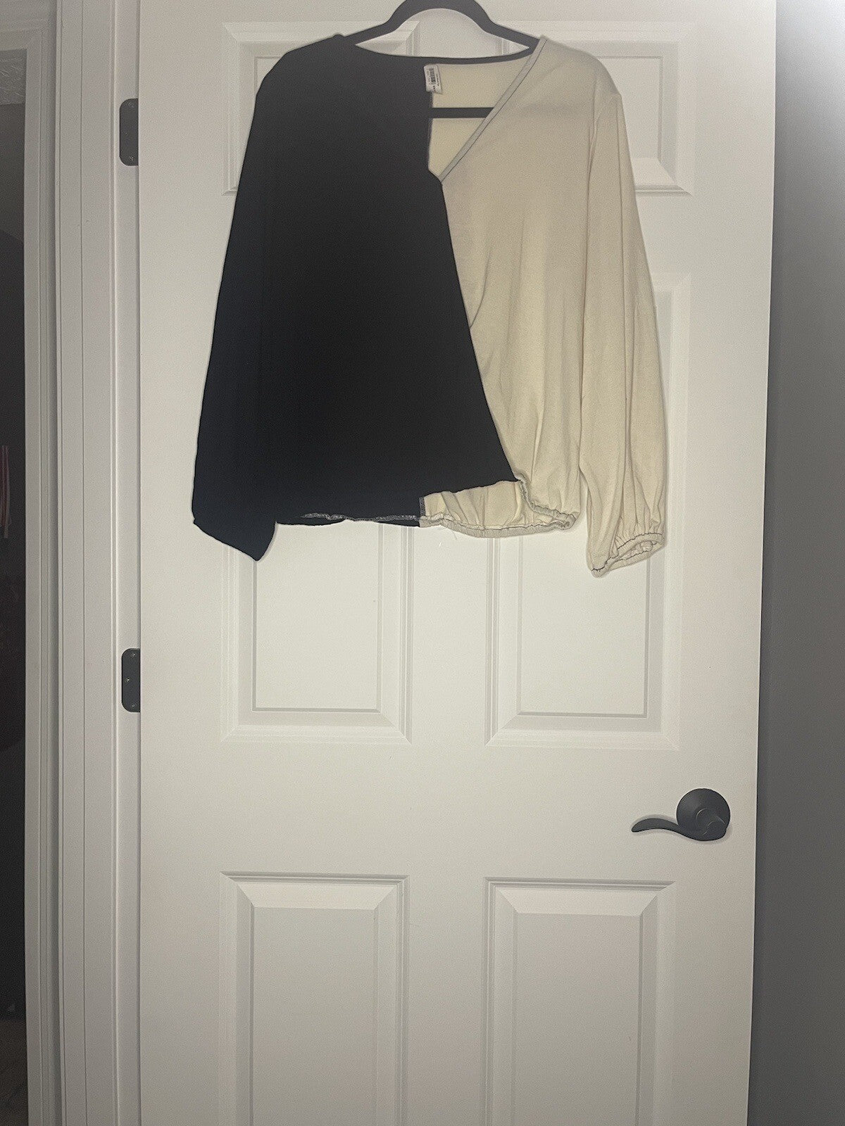 Emerald Color Block Blouse Medium Beige Black Nwt 