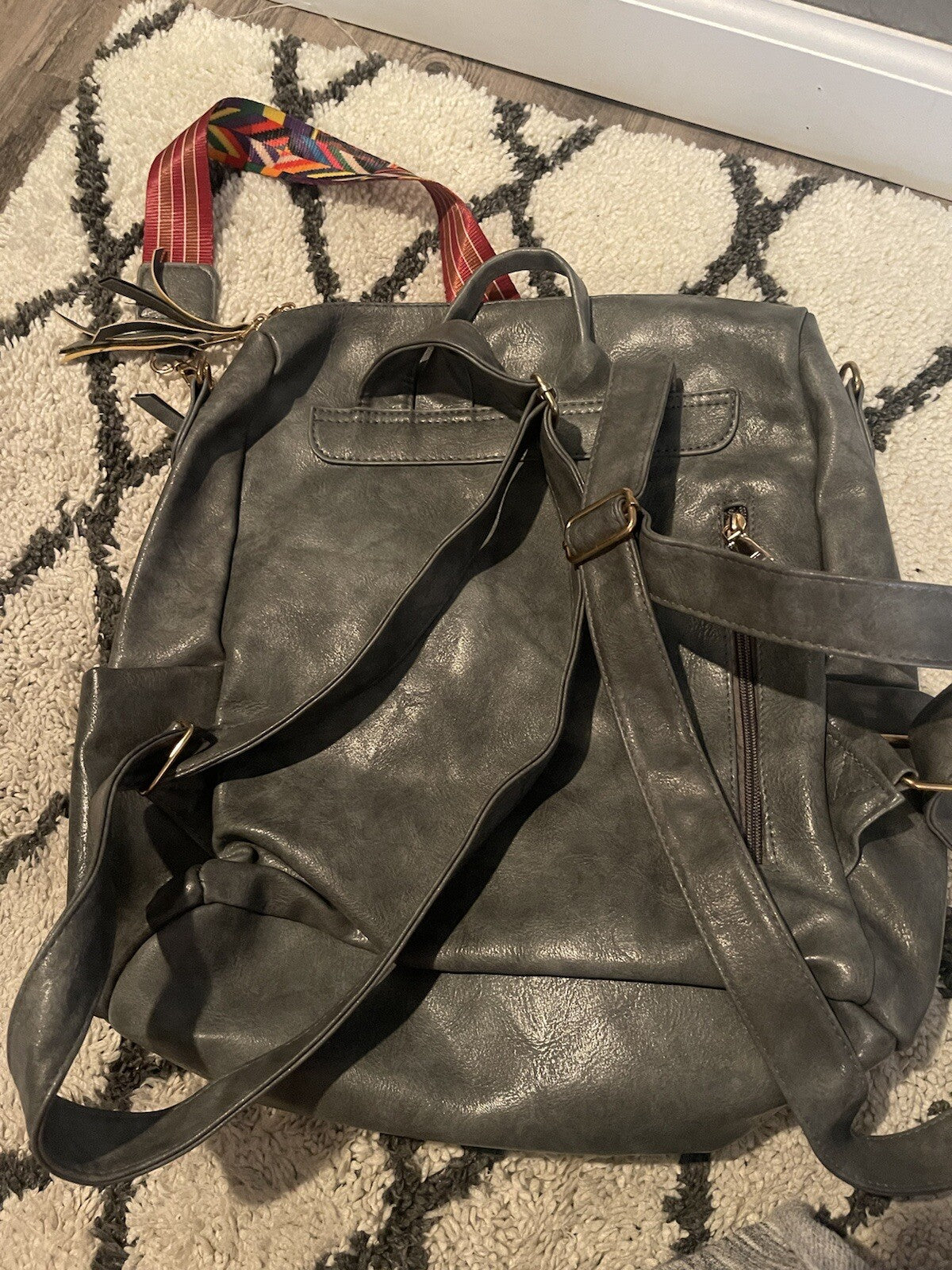 Unbranded Gray Backpack Can Also Be Shoulder Bag 