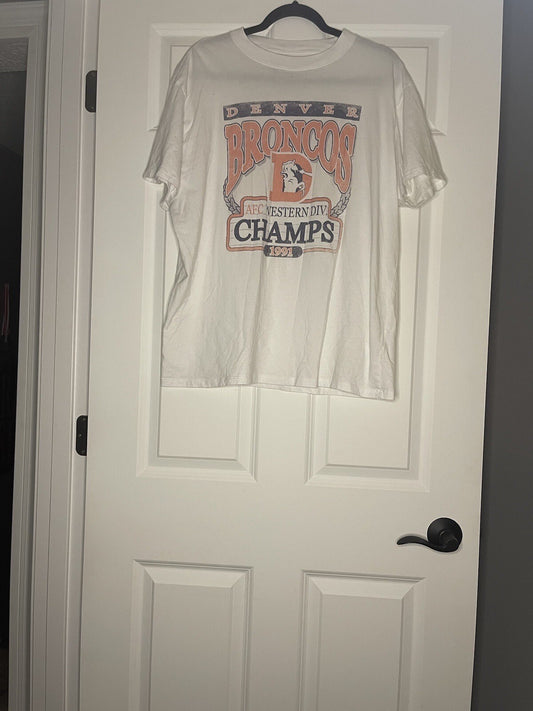 Abercrombie and Fitch NFL Apparel T Shirt Denver Broncos Large White W Multi