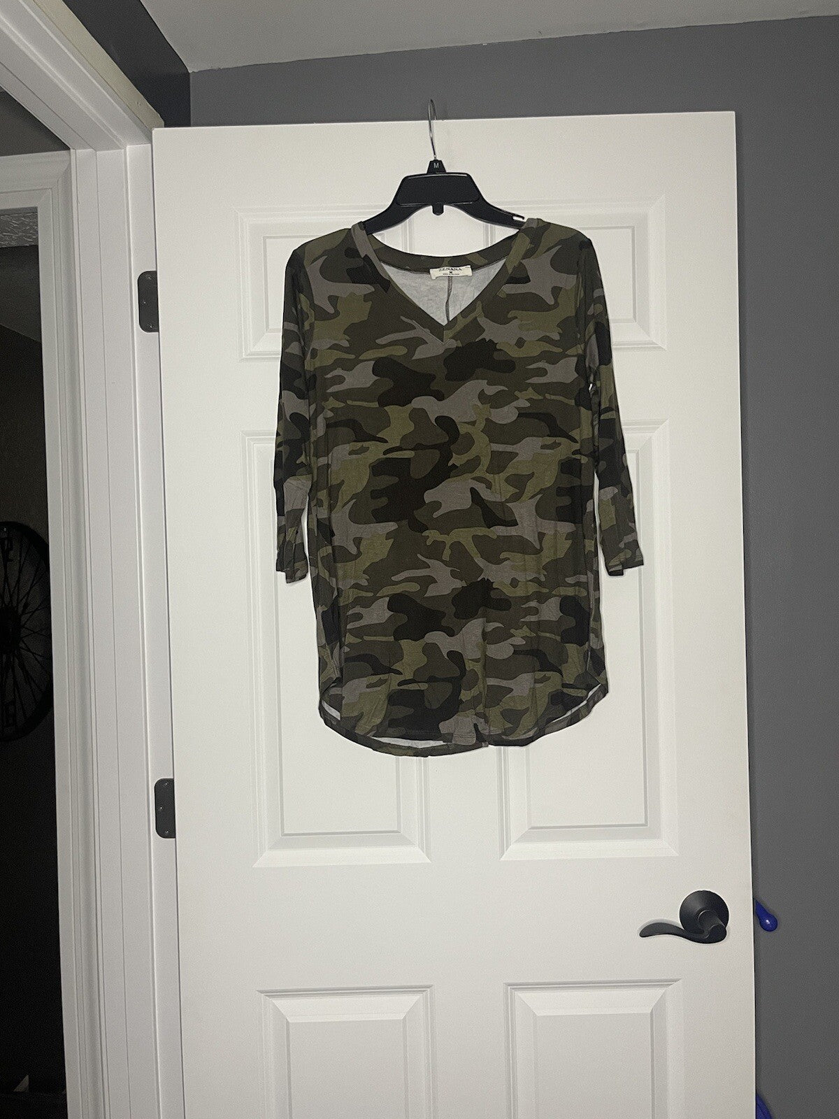Zenana 3/4 sleeve blouse camo green 