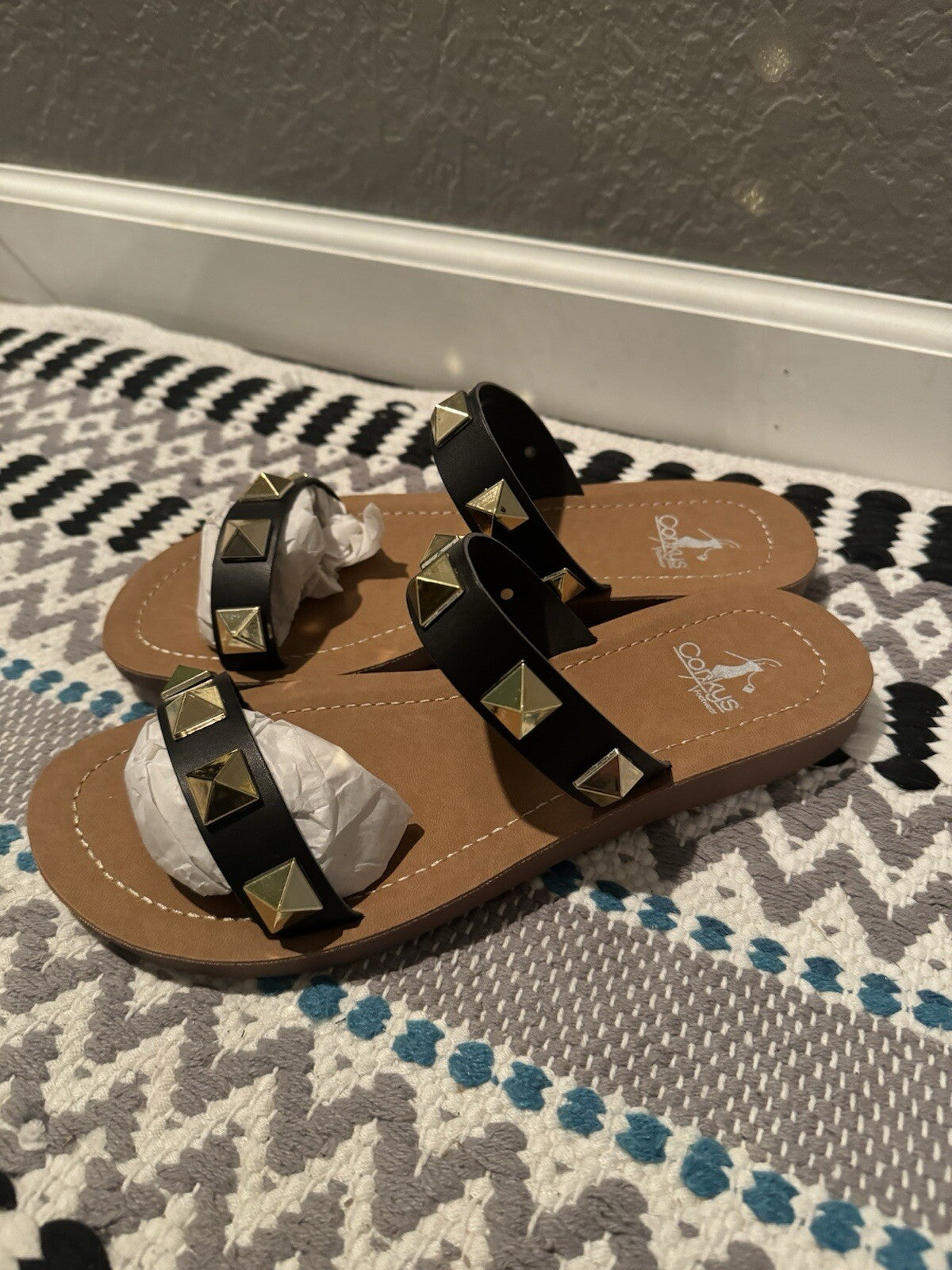 Corkys Size 39 Black Strappy Gold Beaded Sandal Brand New