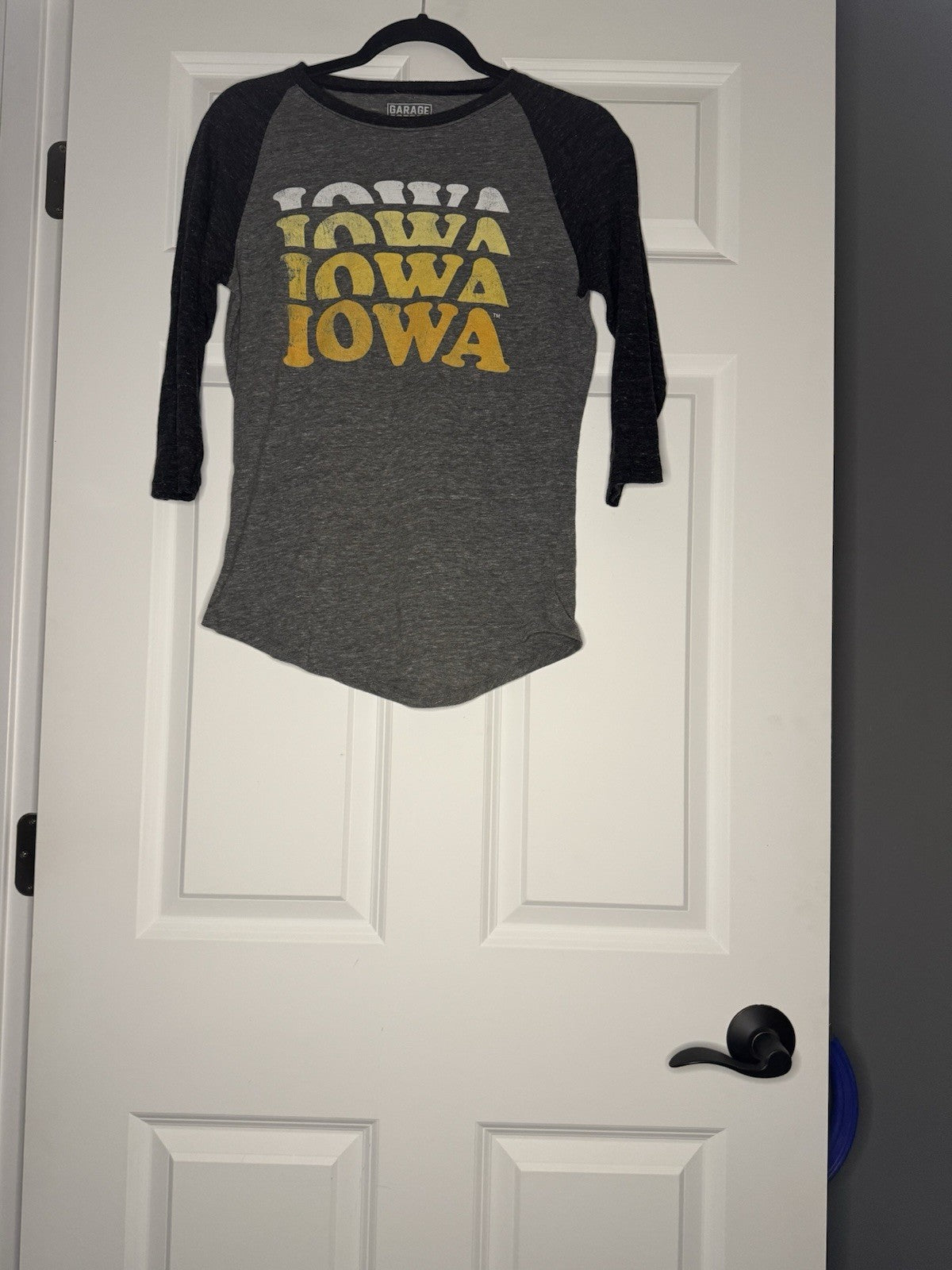 Garage Cotton 3/4 Sleeve Iowa Hawkeyes Shirt Black Gray Gold Small Women’s