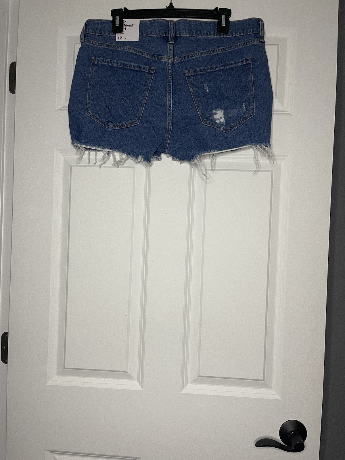 Old Navy Mid Rise Boyfriend Shorts Size 12 Distressed Blue Nwt 