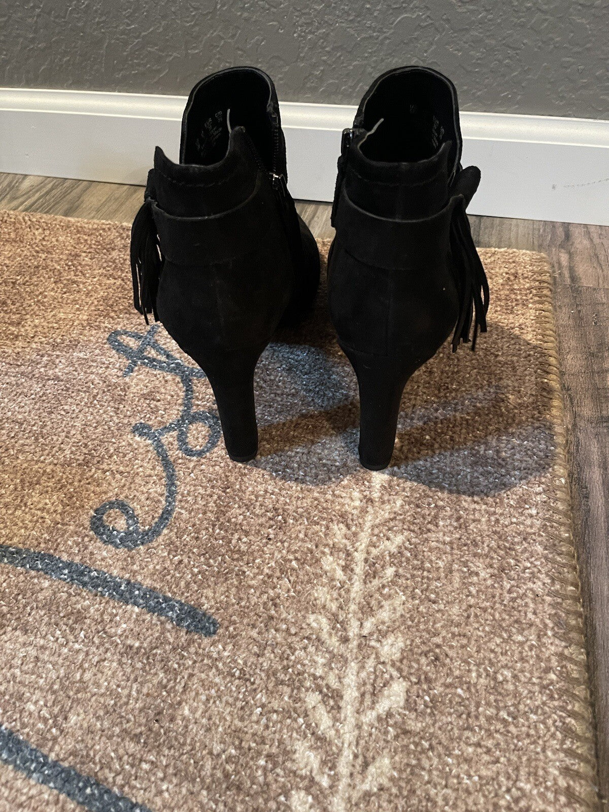 Franco sarto booties with tassles size 9 black