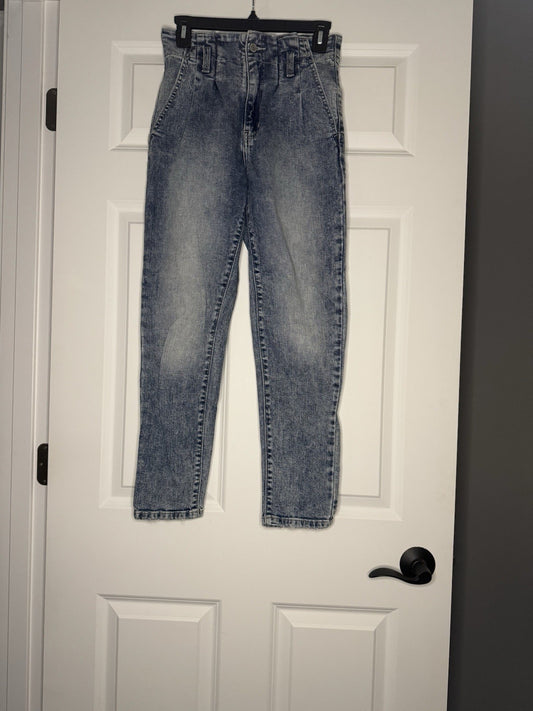 Eunina Tobi Super High Rise Mom Jean Crop 0 Blue 