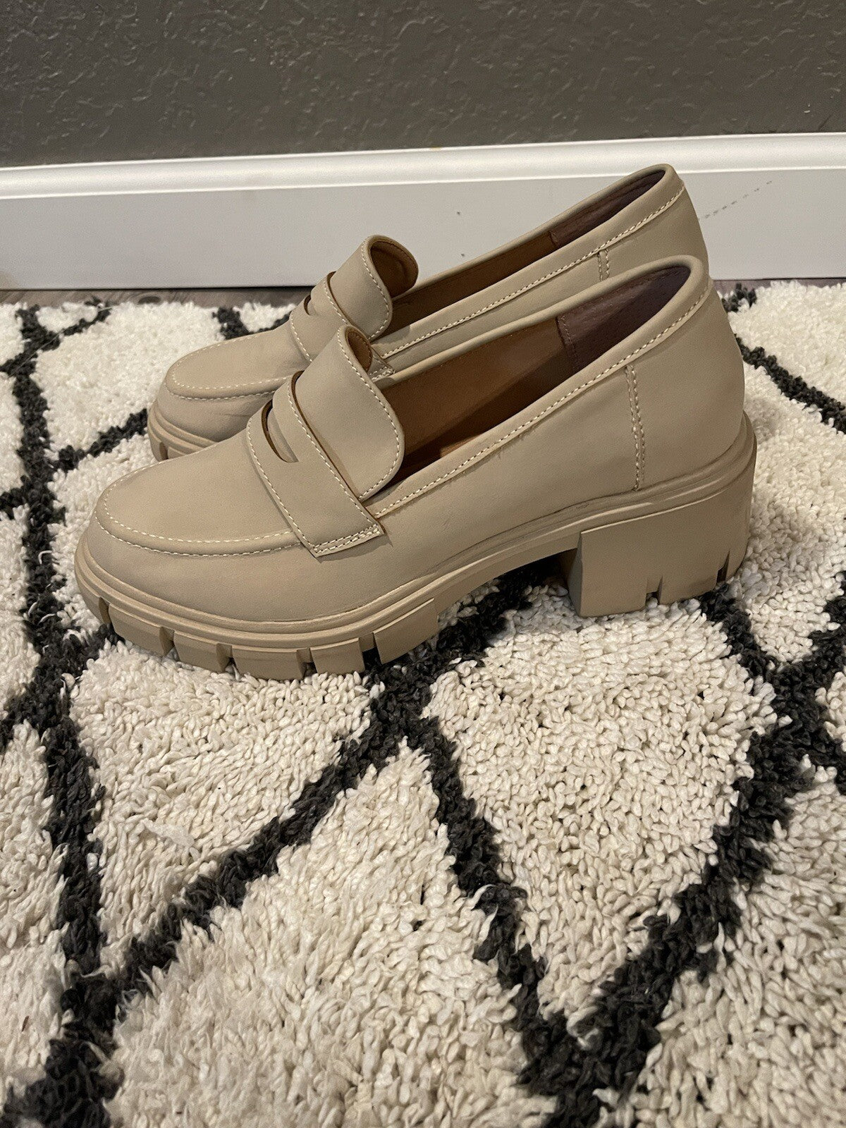 Sincerely Jules Taupe Shoes Size 8 