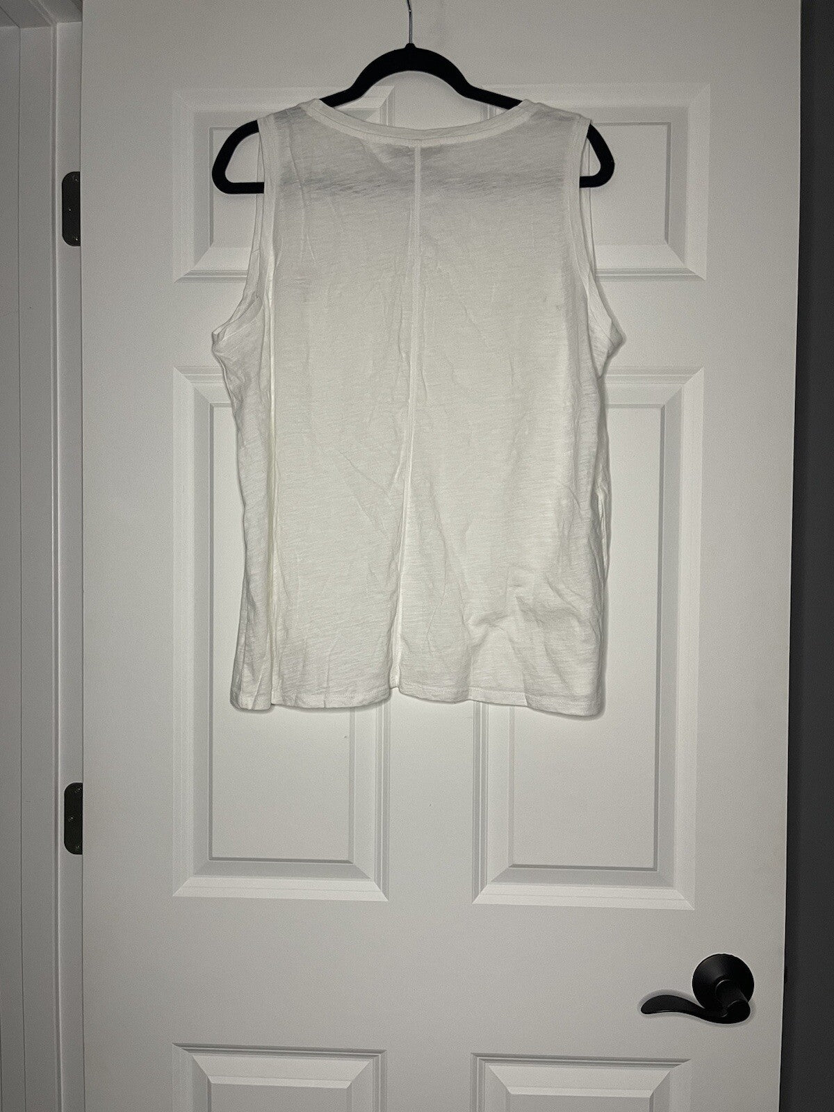 Loft sleeveless blouse white with flamingo stitching xl NWT