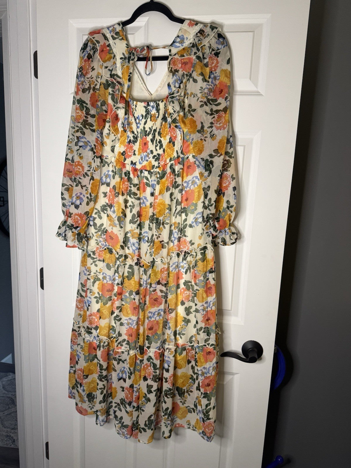 In Loom Long Sleeve Dress Large Cream W Lace And Multicolor Floral 