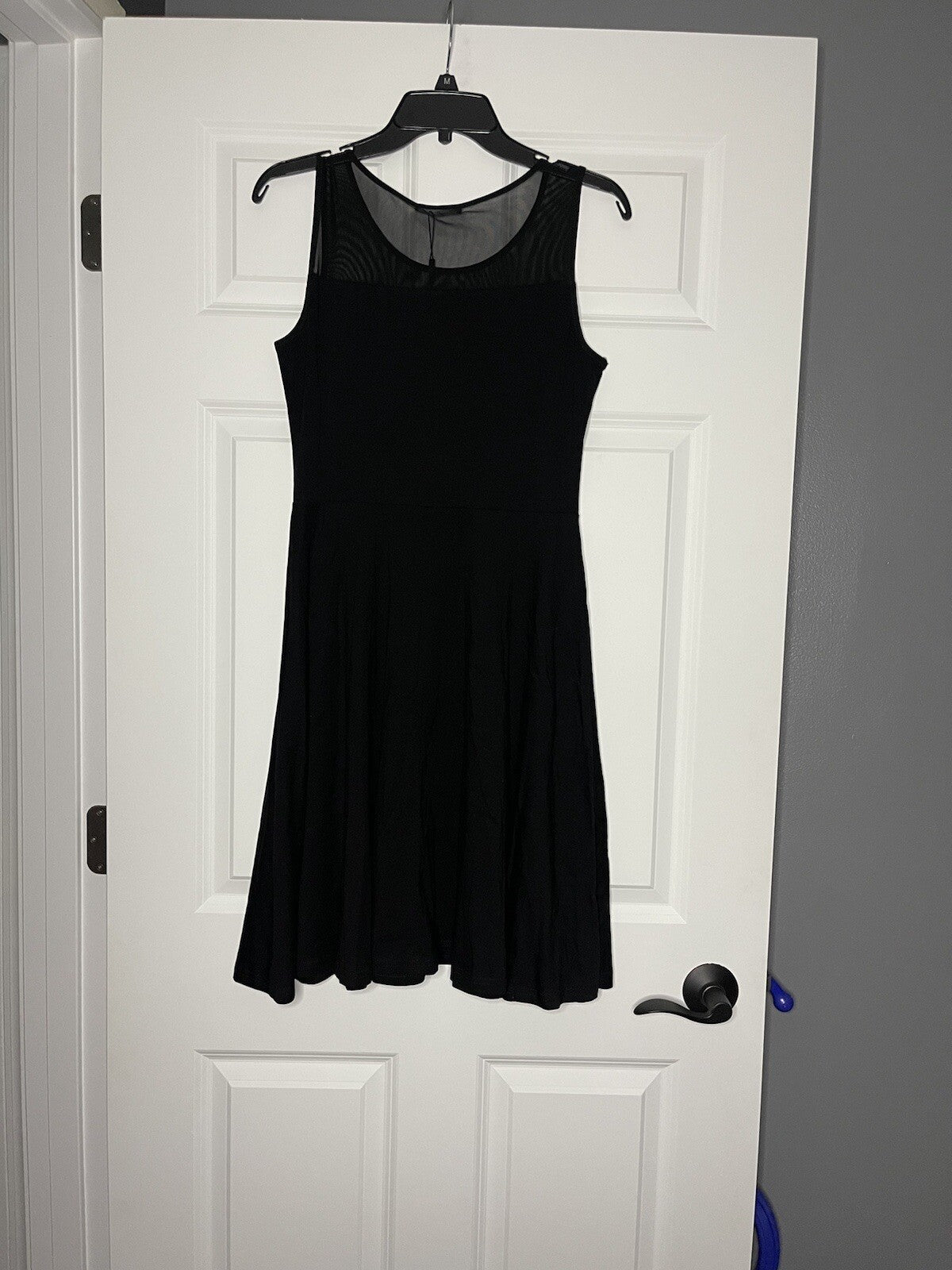 Sheffable sleeveless dress black small NWT