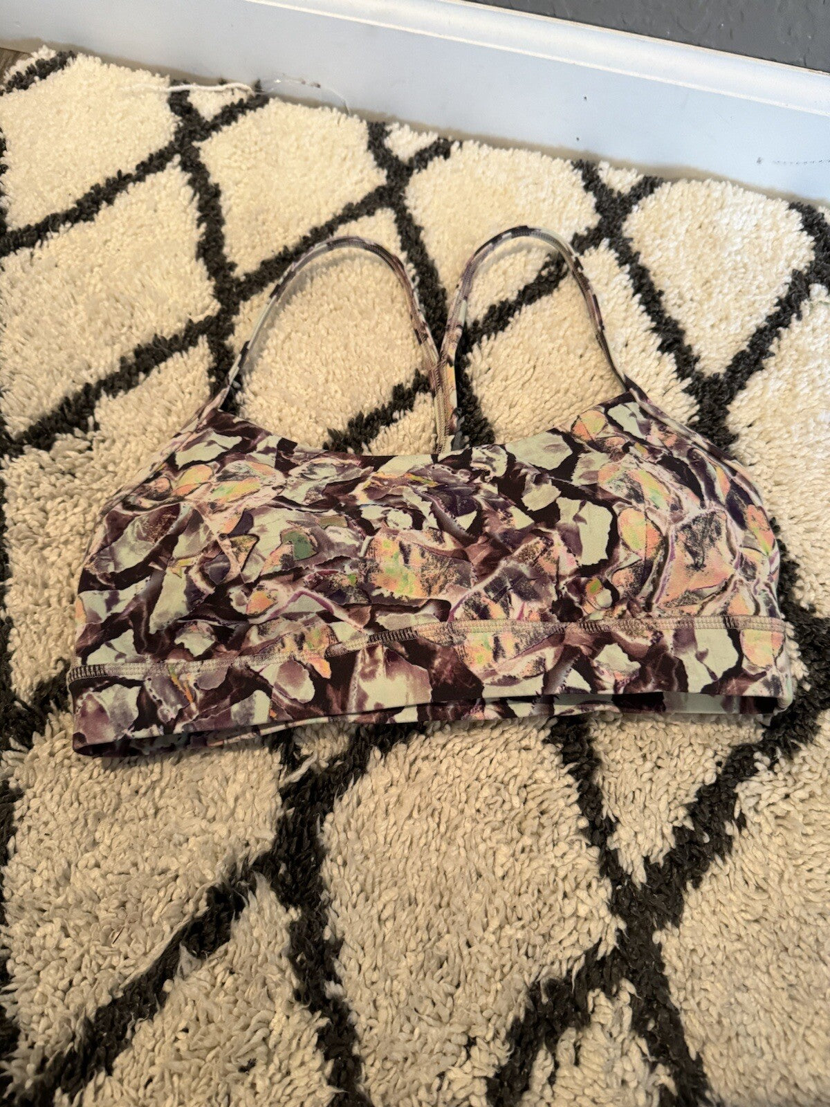 Lululemon Sports Bra Size 6 Green Peach Purple Multi Print 