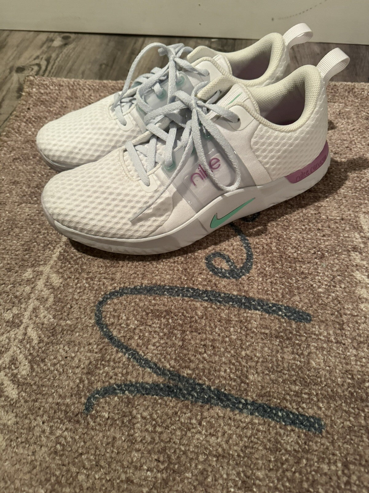 Nike Renew Sneakers Size 10 White Purple Green 