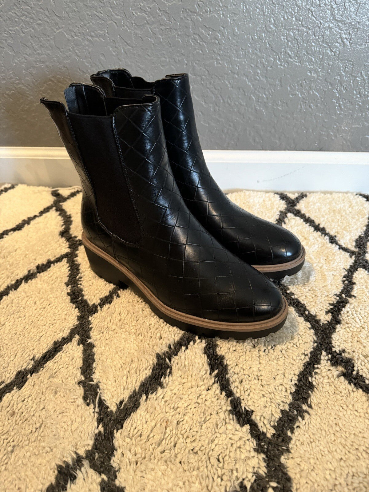 Pierre Dumas Boots Black Size 9 Brand New 