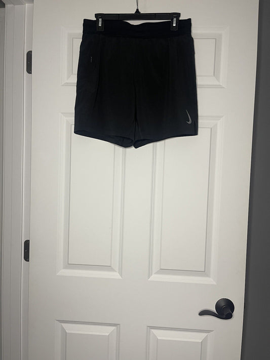 Nike Dri Fit Standard Fit Shorts Medium Black Womens 