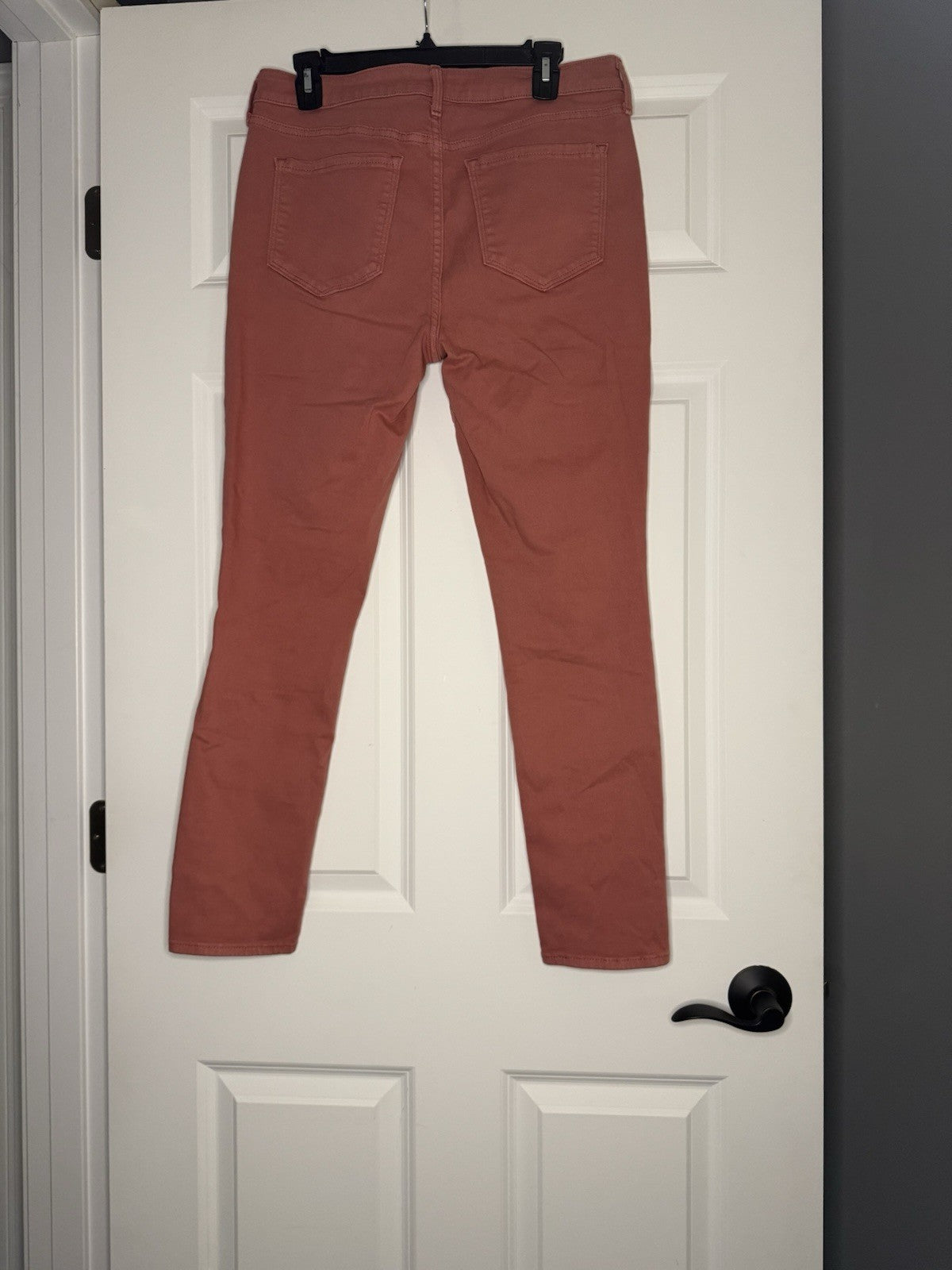Old Navy Rockstar Super Skinny Jeans Salmon Size 12