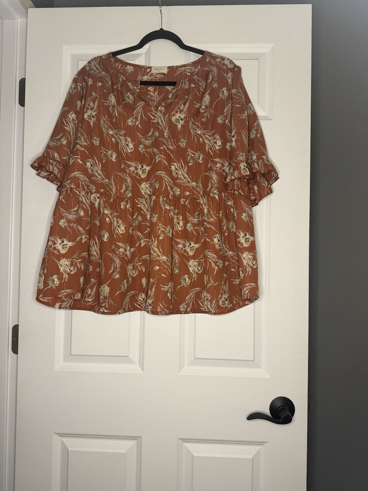 Hailey And Co Short Sleeve Blouse 2x Rusty Mauve W Green Brown Floral Gold Spark