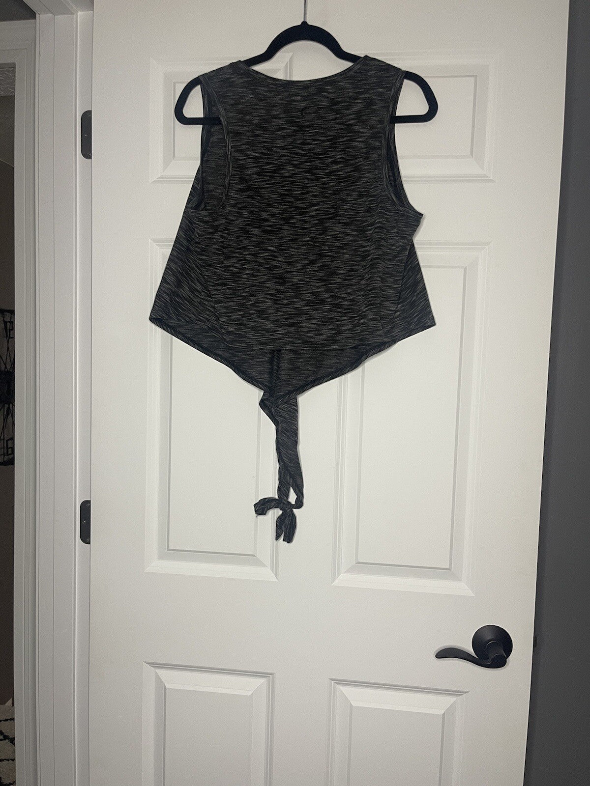 Zyia tie wrap tank xl black and white 