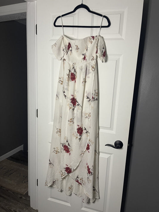 Boohoo tall dress  cream with multicolor floral size 10