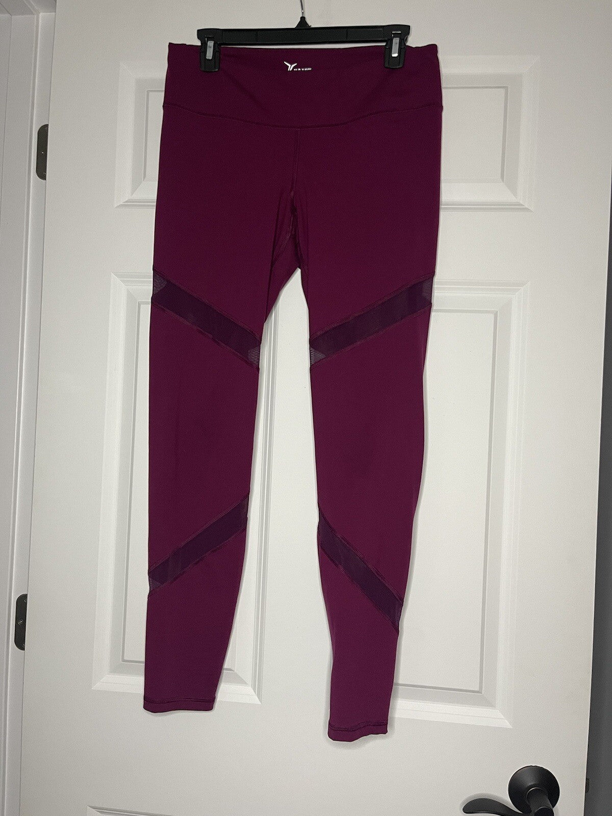 Old Navy Active Go Dry Leggings Large Maroon W Mesh In Some Areas 