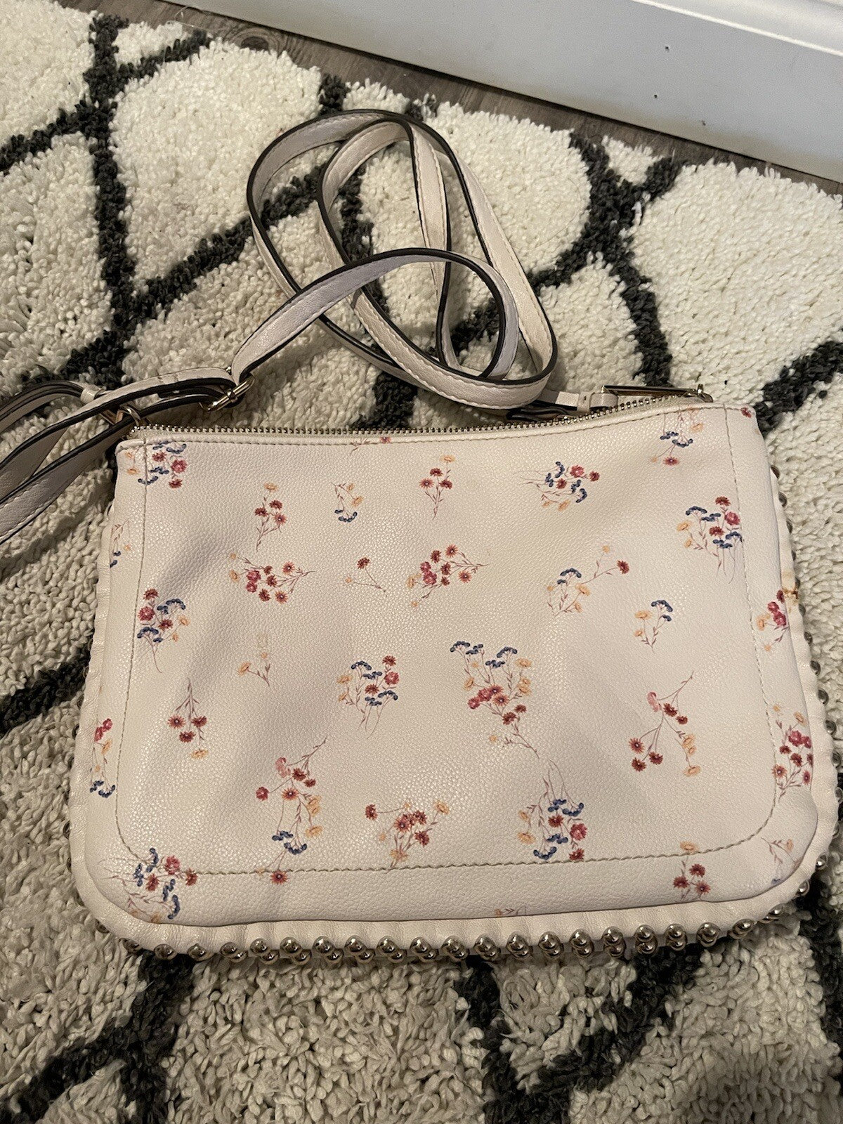 Jessica Simpson Crossbody Purse White W Multicolor Floral 