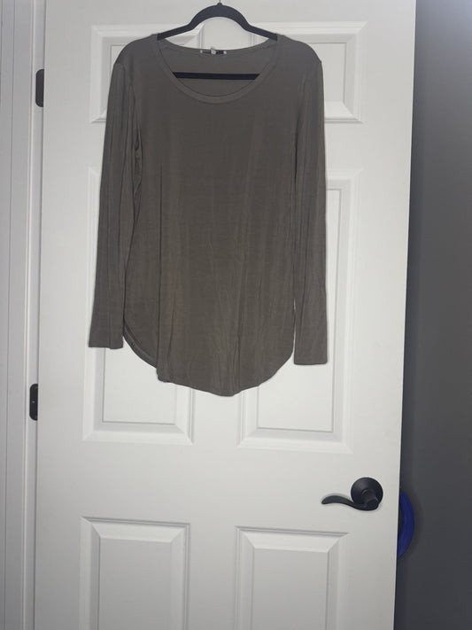 Emmas Closet Long Sleeve Taupe Medium