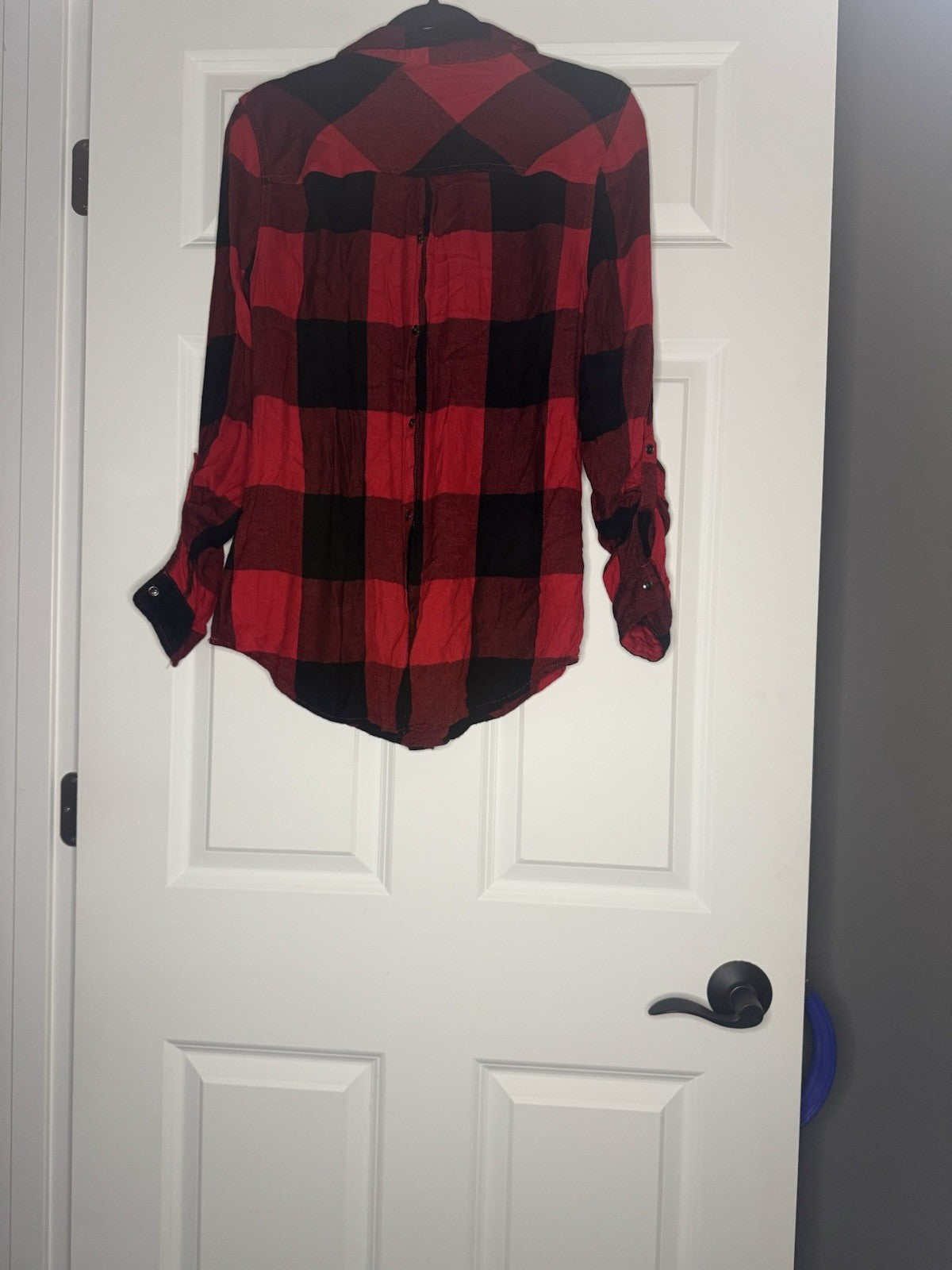 Maurice’s Long Sleeve Button Up Front And Back Blouse Small Black Red Checkered 