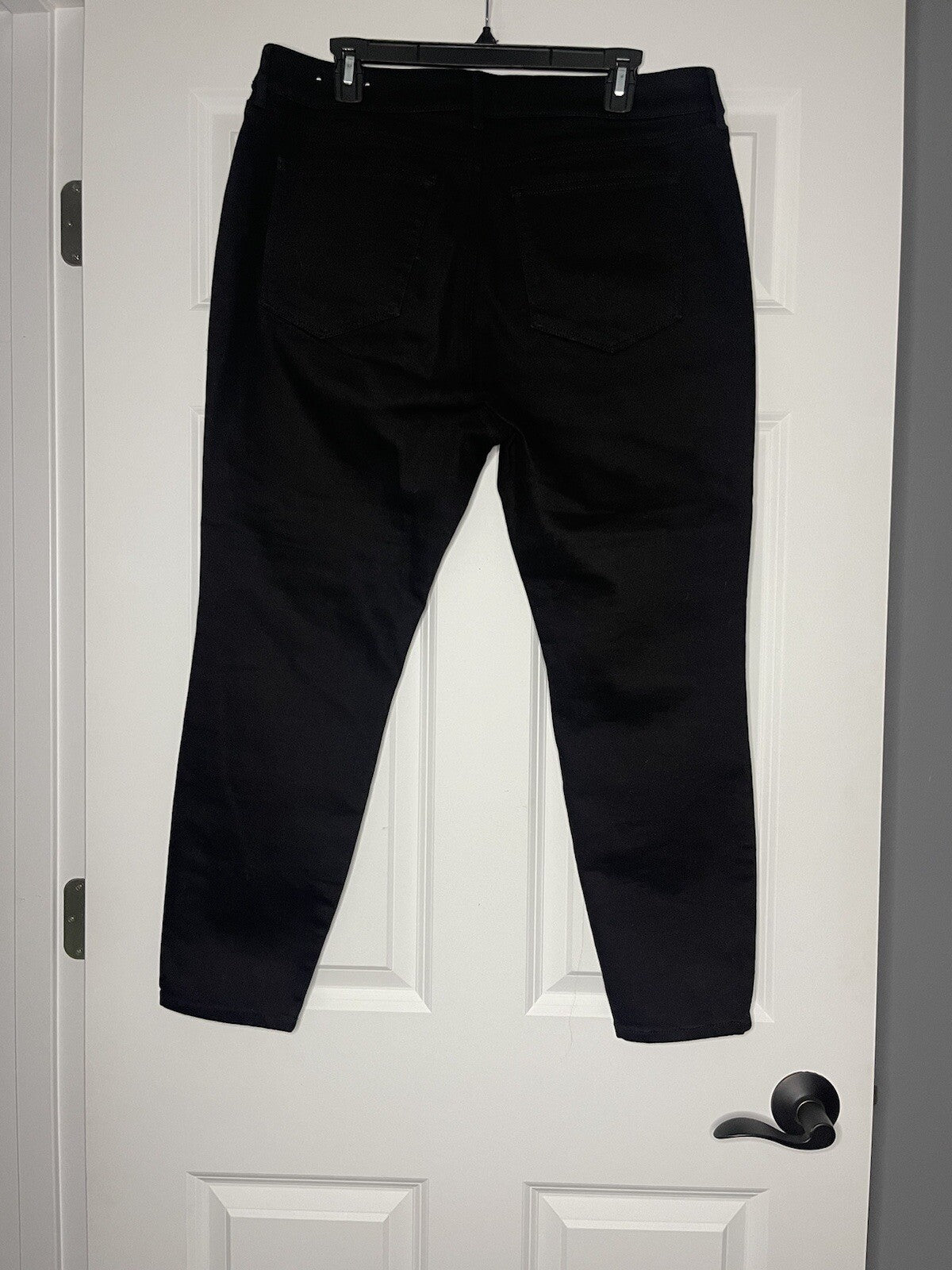 Ann Taylor curvy skinny 14 petite black jeans