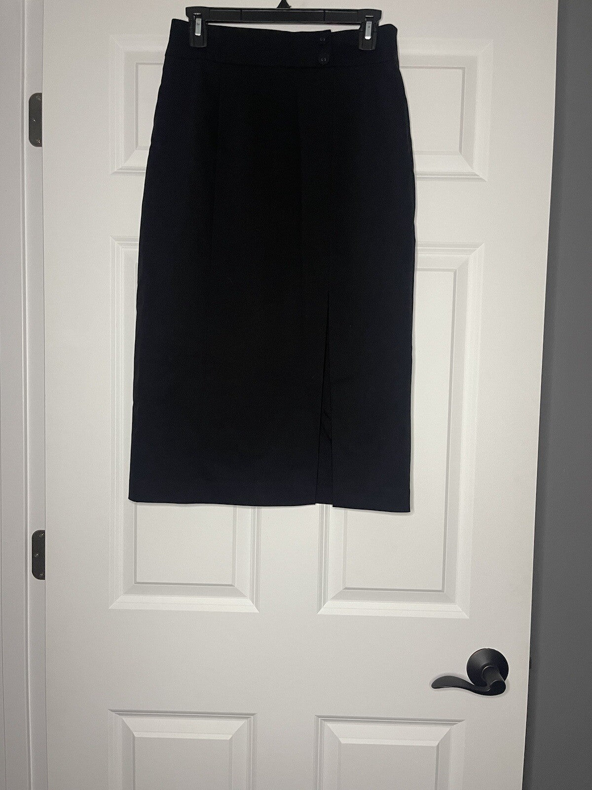 Bcbg maxazria black skirt size small 