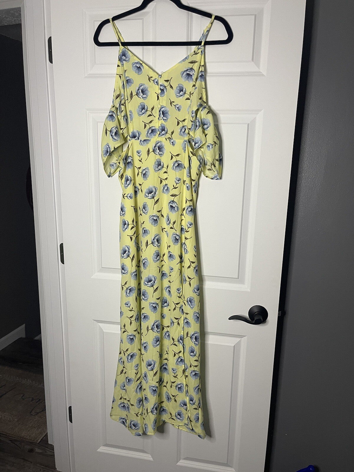 Blu pepper off shoulder dress large yellow with blue green floral NWT