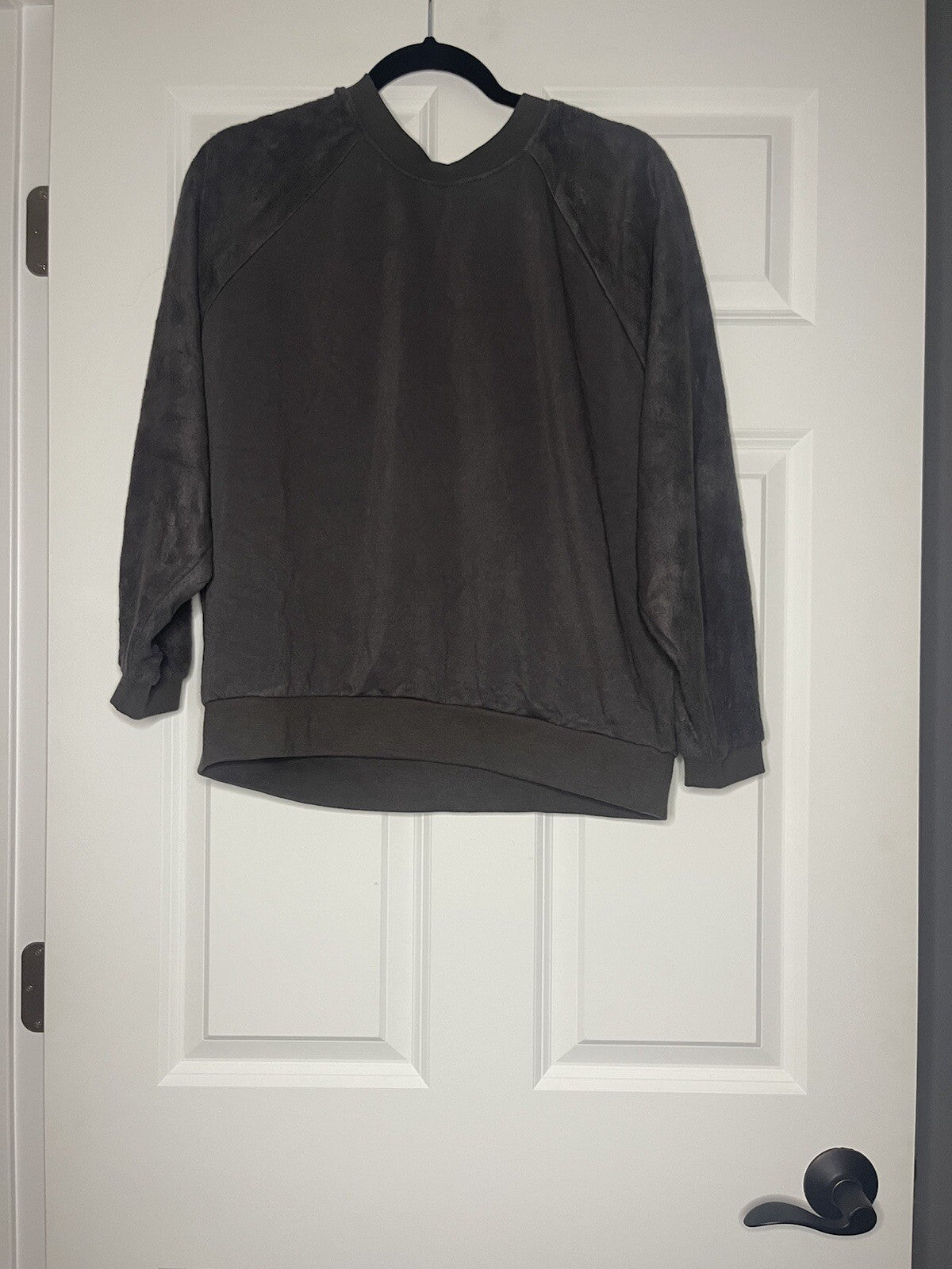 Z supply sweatshirt gray NWT
