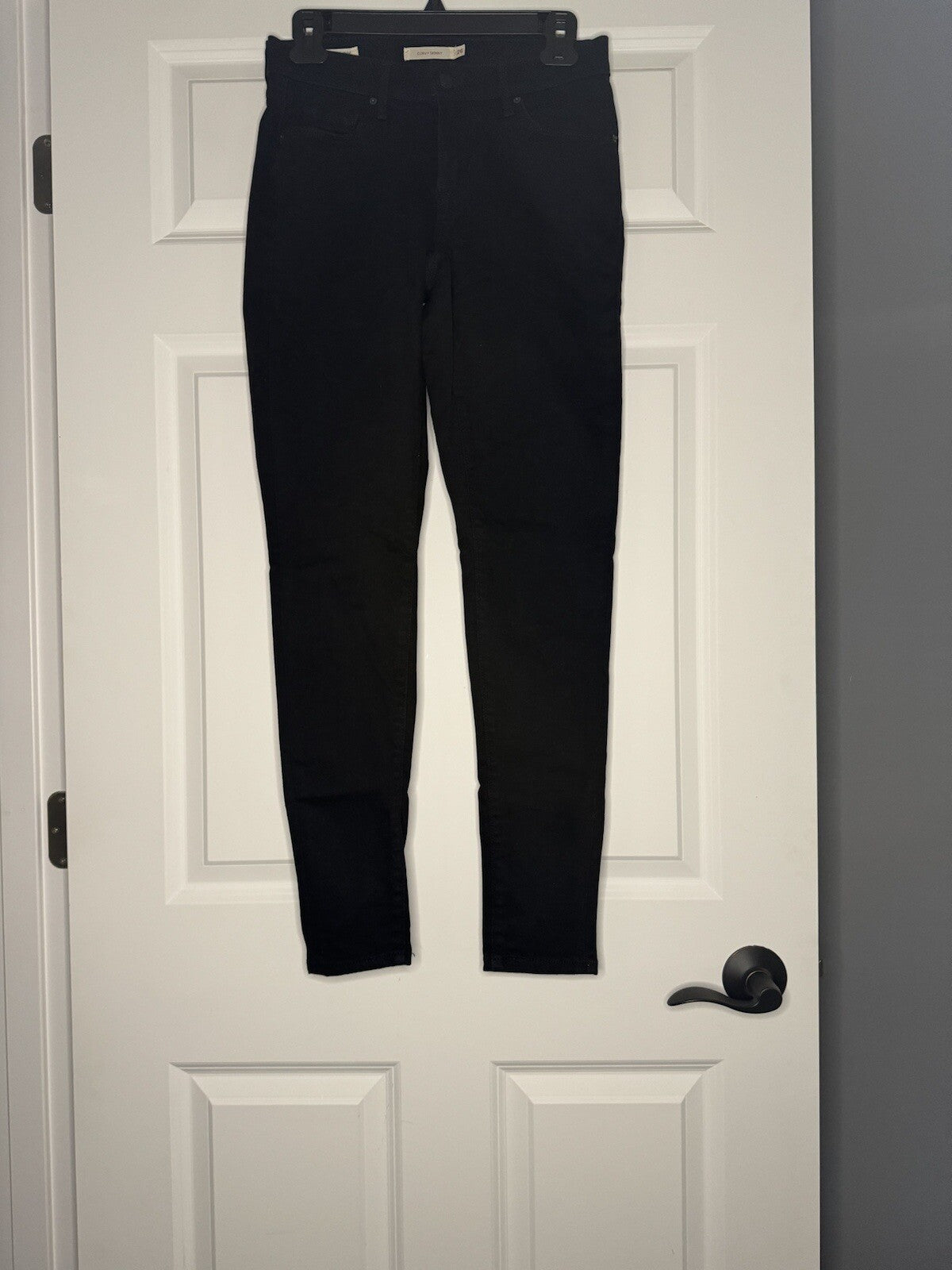 Levi Curvy Skinny Jeans Size 26 