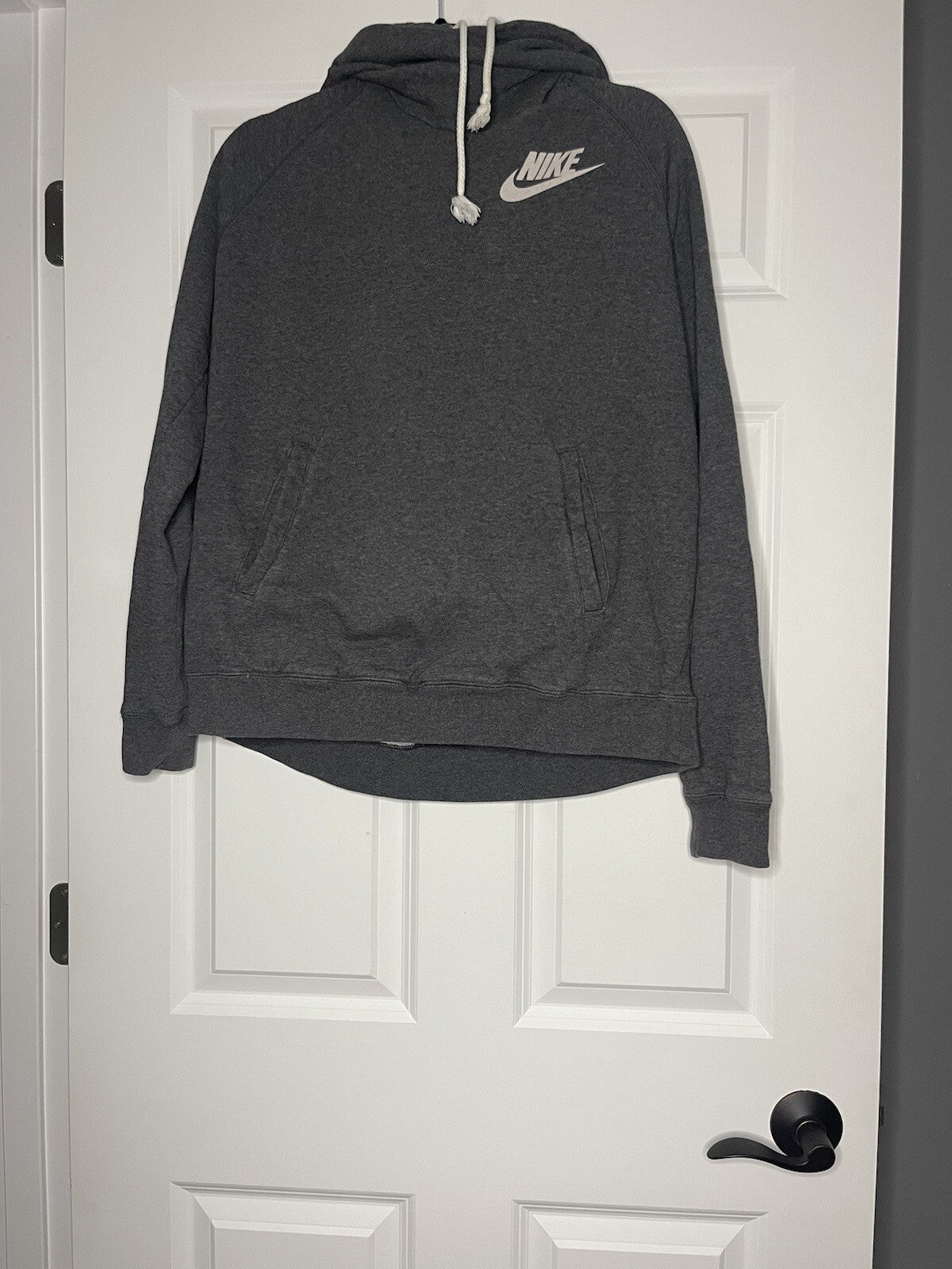 Nike hooded sweatshirt gray with cream logo xl