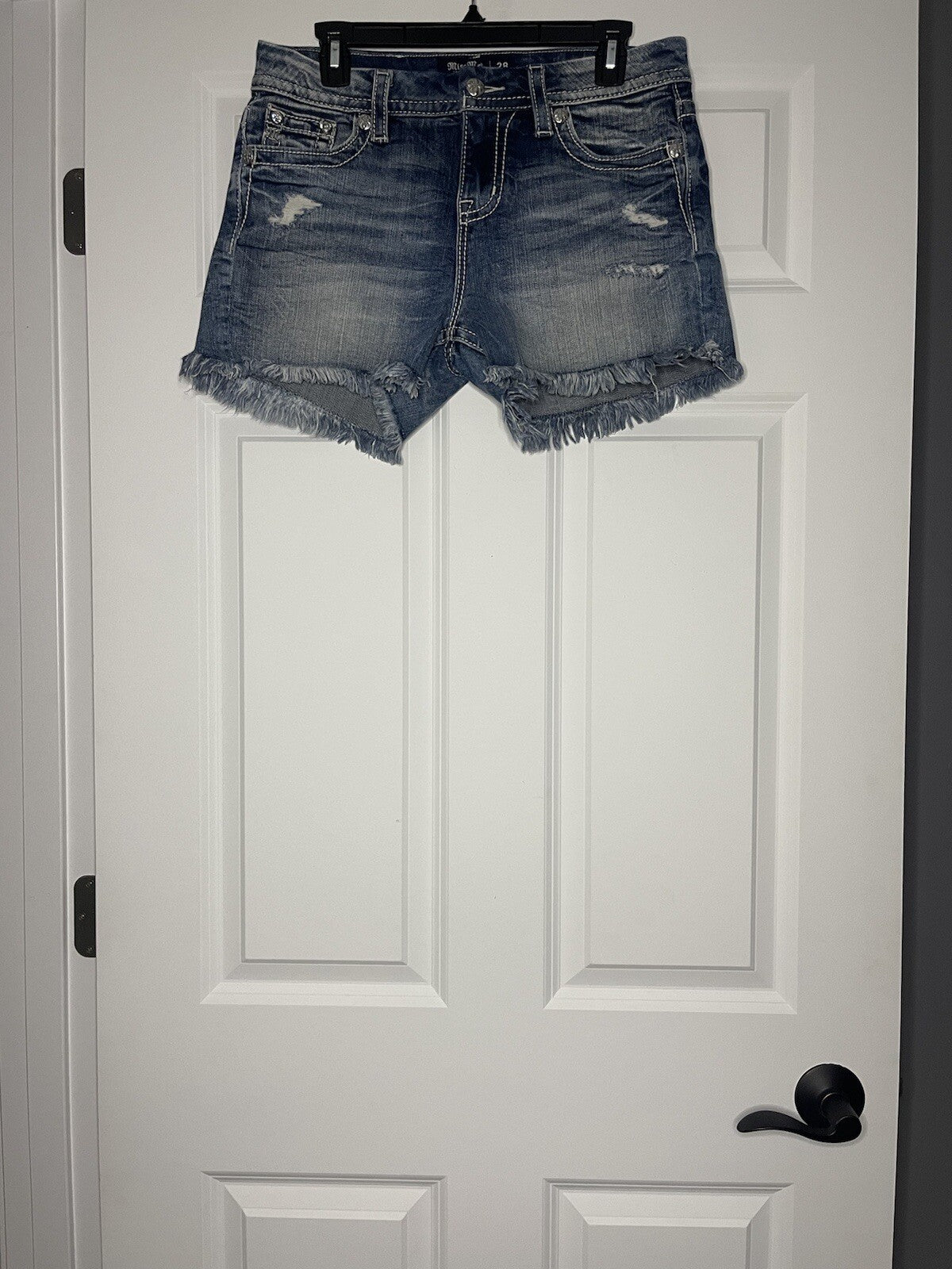 Miss me curvy shorts size 28 style E8060VH24 blue