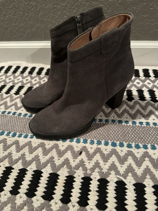 Biala Boots Size 38 Gray 