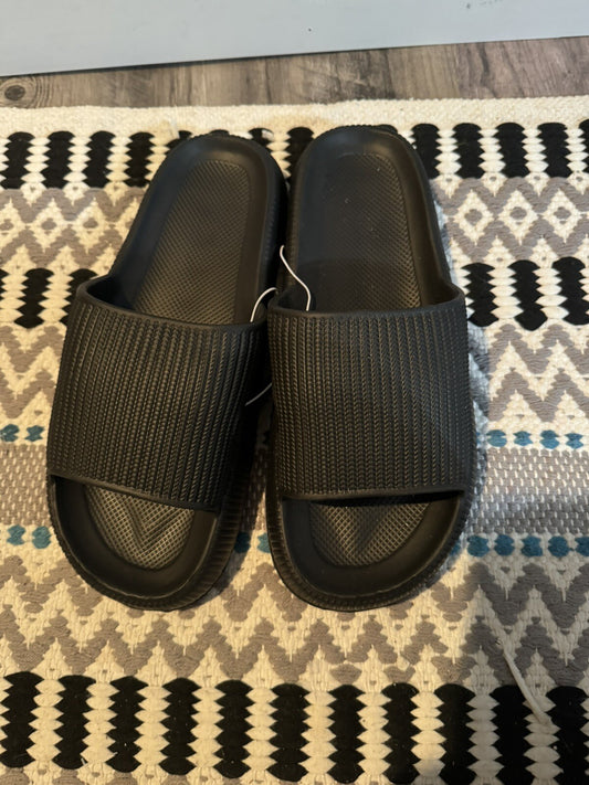 Comfyluxe Comfy Slide Sandals Black M/l Brand New 