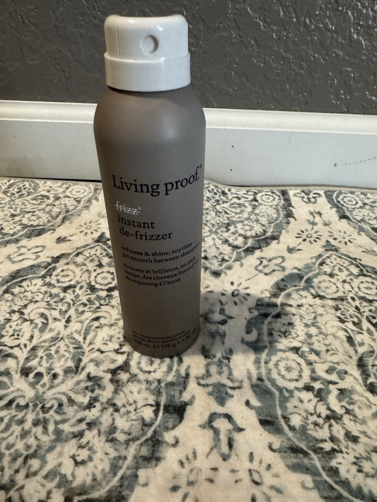 Living Proof Instant De-Frizzed Dry Conditioning Spray