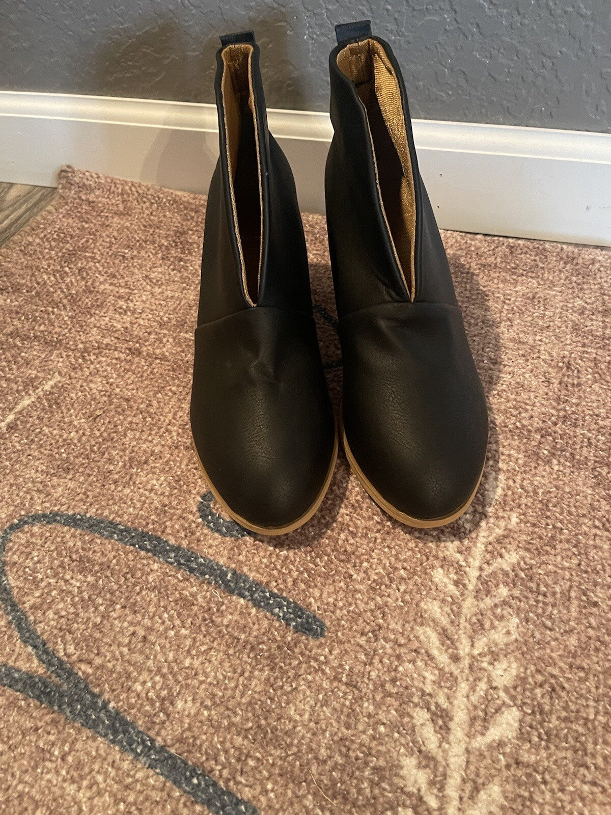 unbranded booties size 40 black brand new 