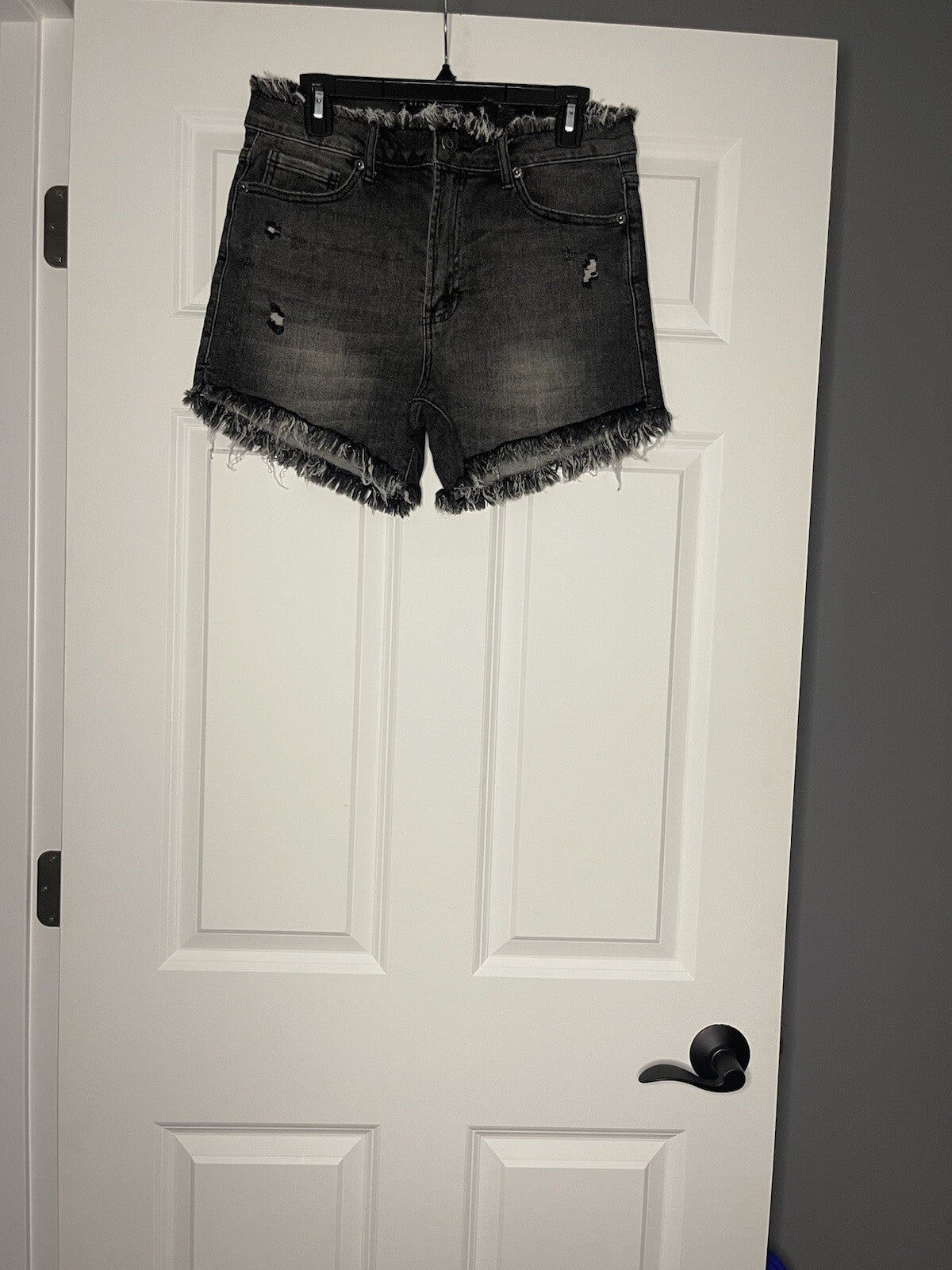 Risen ireland black fray shorts large NWT