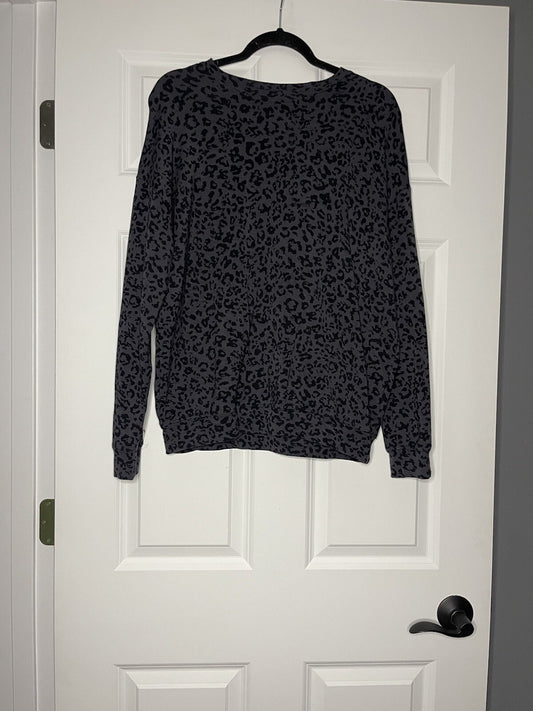 Athleta crew sweatshirt xs black dark gray animal print 
