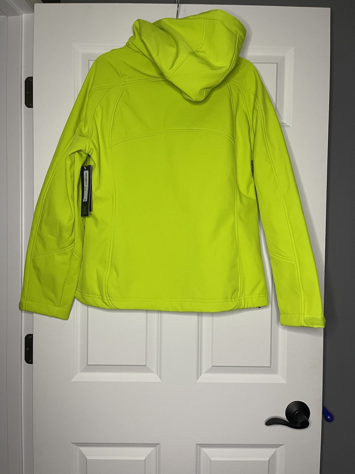 Xersion coat large with detachable hood lime green NWT