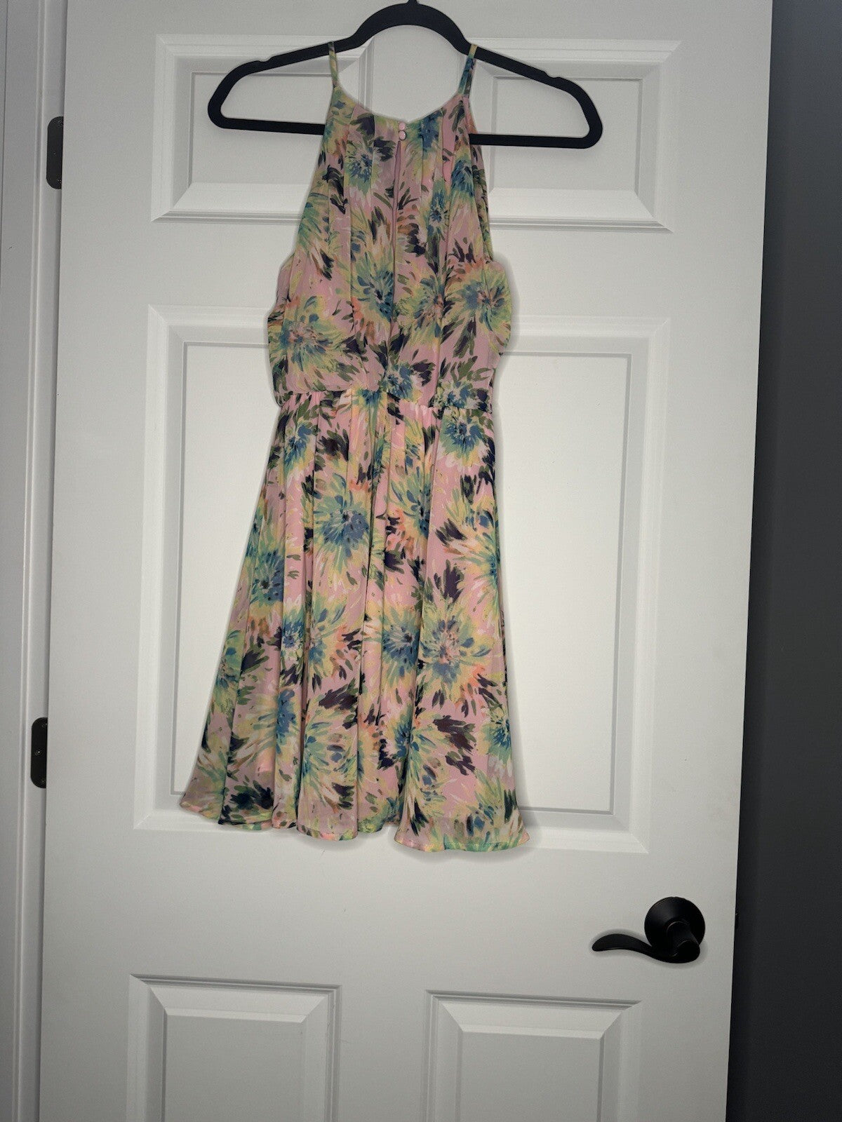 Lush Sleeveless Dress Small Pink W Multi Floral 