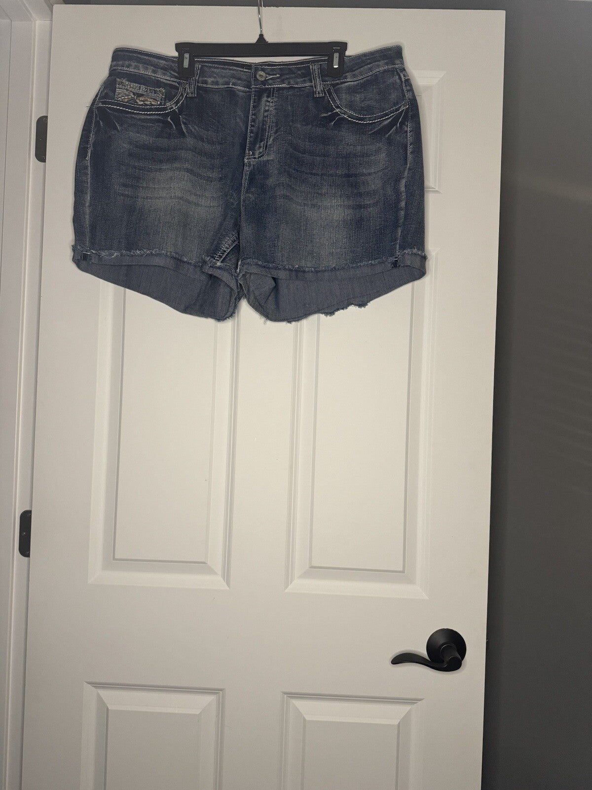 Cato Premium Women’s Shorts 20w Blue W Rhinestones On Pockets Nwt 