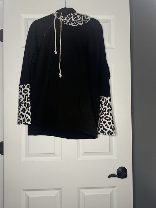 Unbranded Long Sleeve Hooded Top  Xl Black W Black White Orange Animal Nwt 