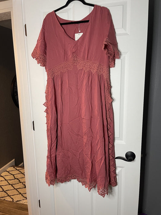 Bloomchic Short Sleeve Dress Pink  W Lace Size 14-16 Nwt