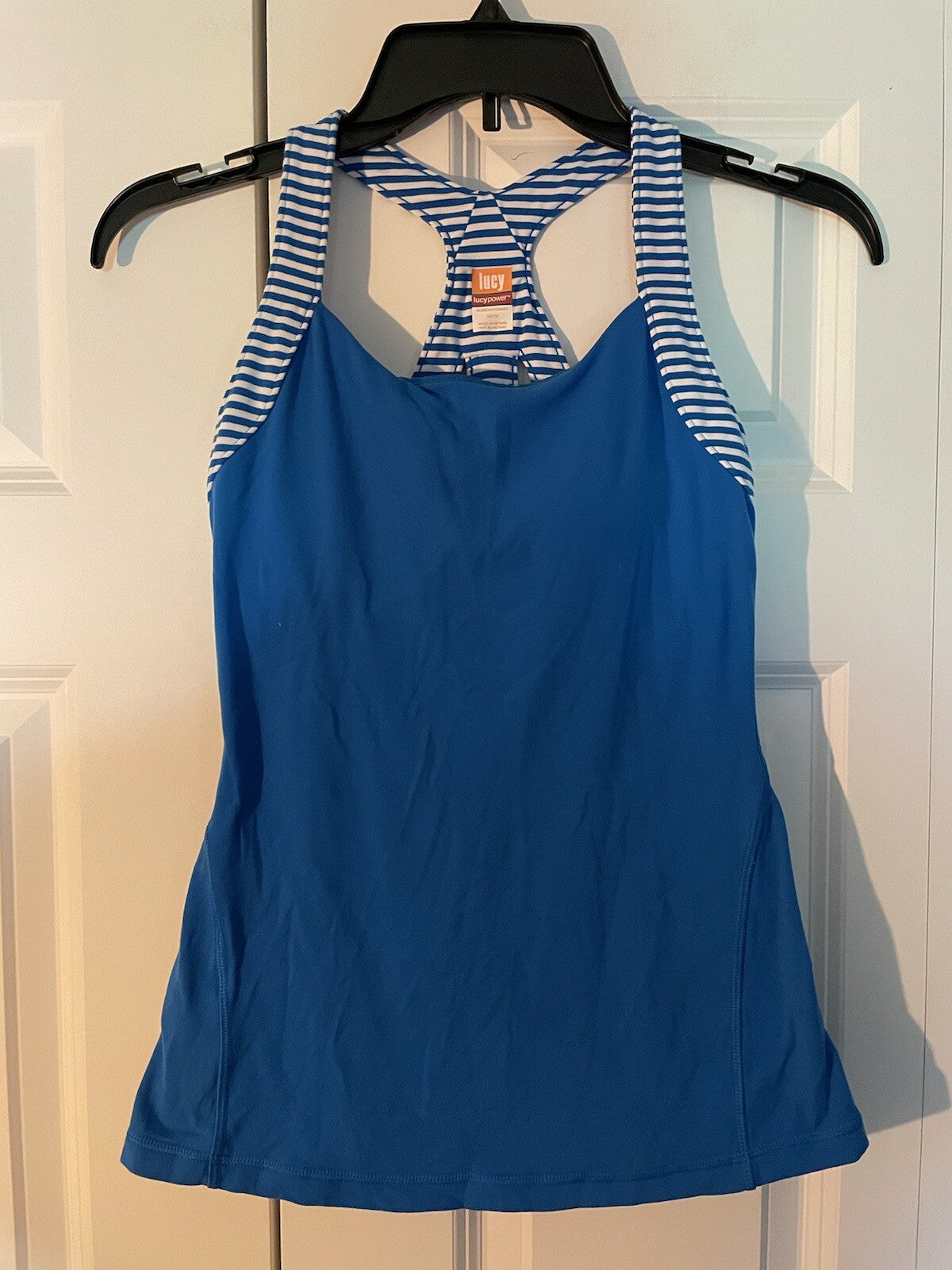 Lucy activewear size xs workout tank with built in bra blue