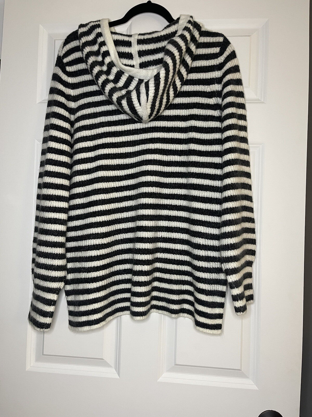 Gap Hooded Sweater Large Gray White Stripe 