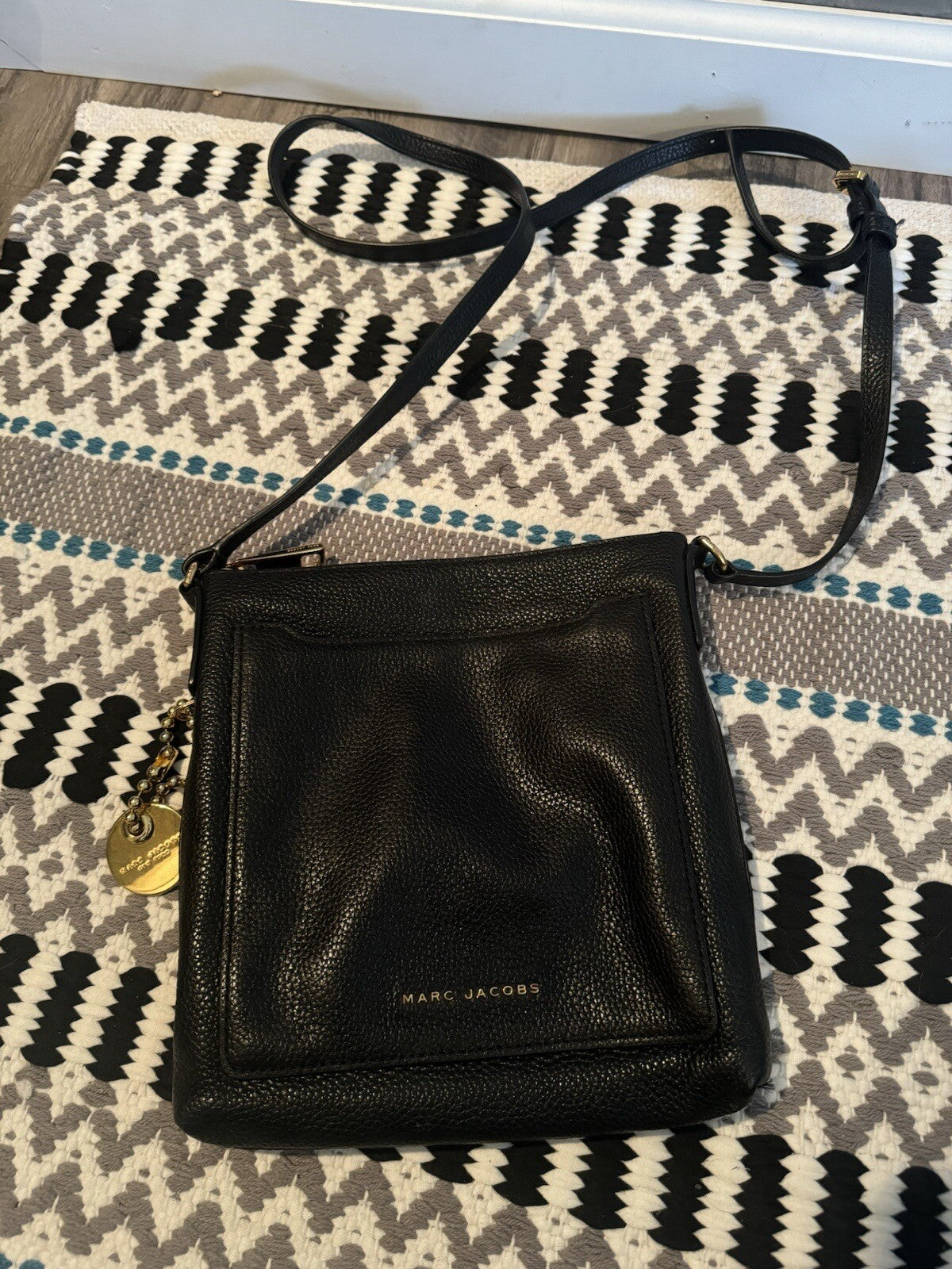 Marc Jacob’s Crossbody Purse Black 