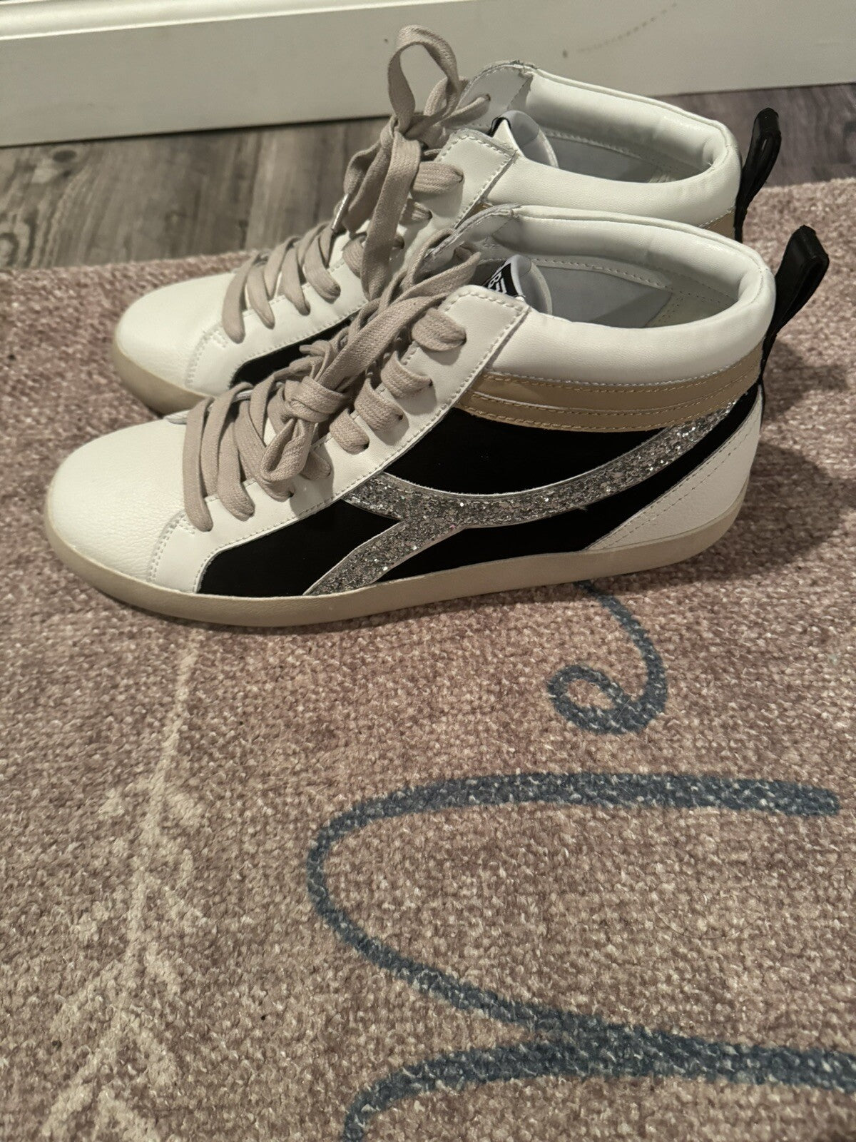 Gianni Bini Sneakers Black Beige Sparkle Size 10 Brand New Msrp 110.00