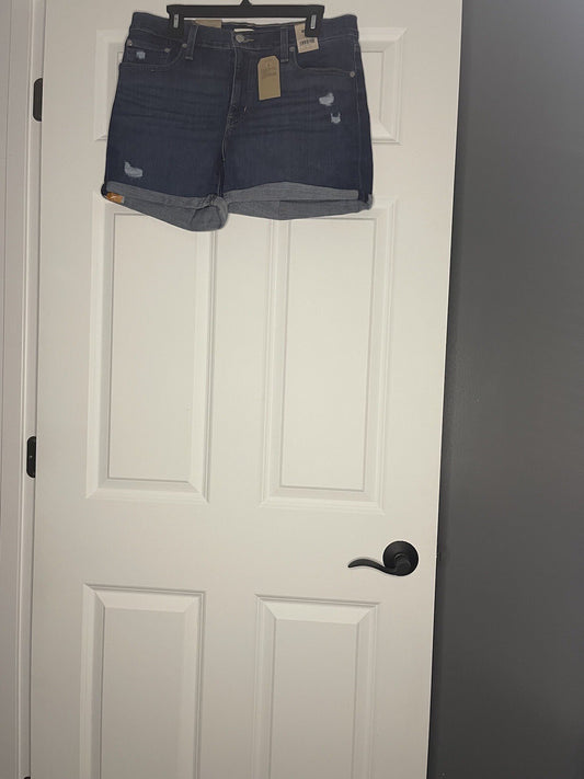 Levi Mid Length Shorts Size 31 New With Tags 