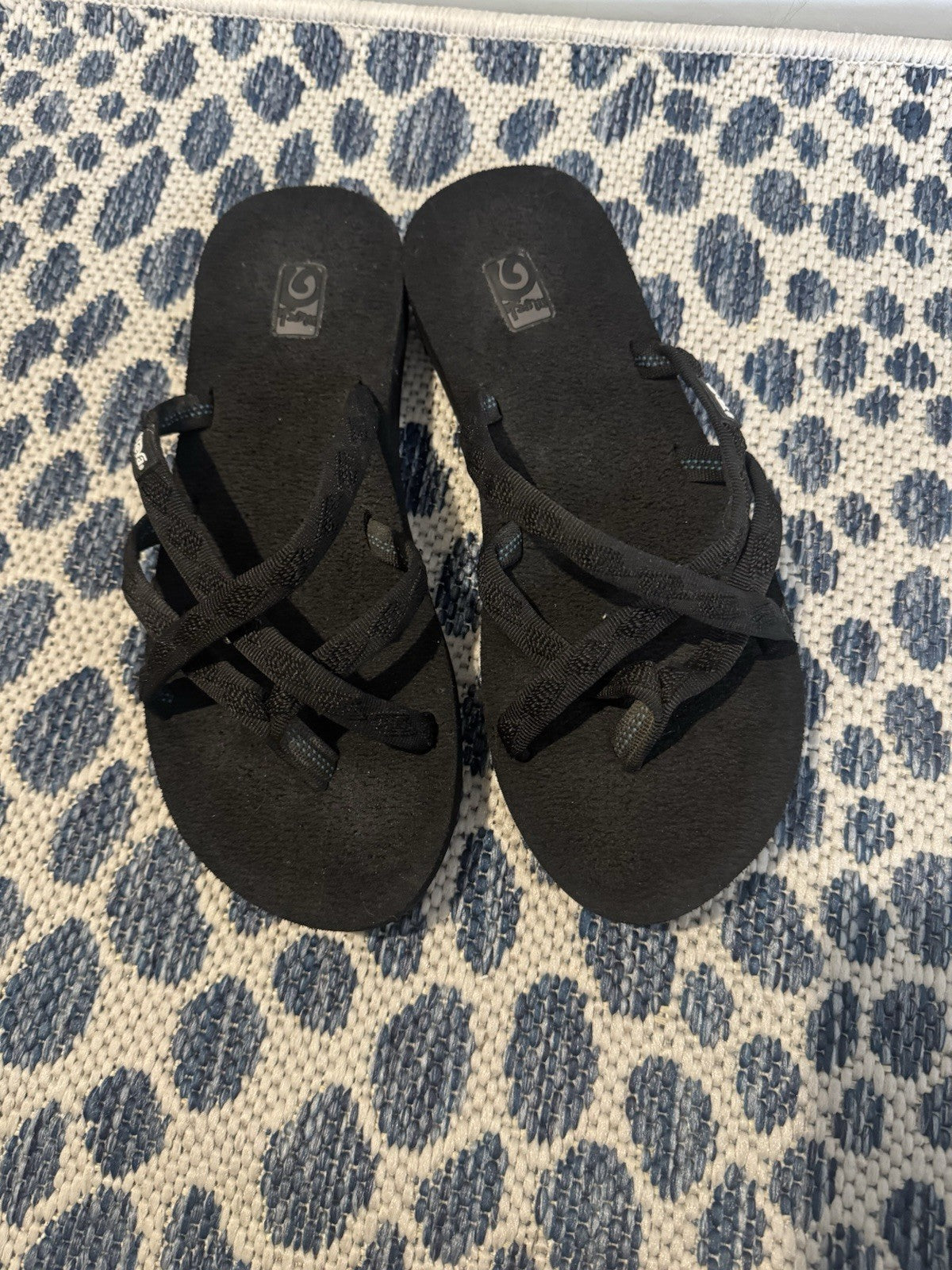 Teva Flip Flop Sandals Size 9 Black 