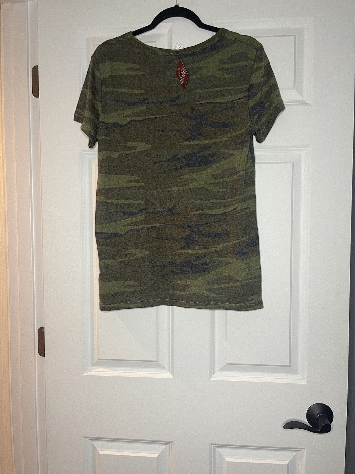 Alternative cotton t shirt large green camo NWT